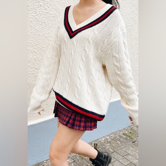 Brandy Melville Sweaters - Brandy Melville Nikki Heavy Wool V-Neck Stripe Sweater Oversized